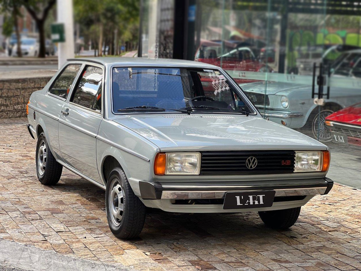 VW VOYAGE LS - 1983