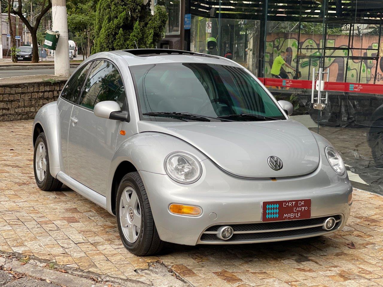 VW NEW BEETLE - 2002