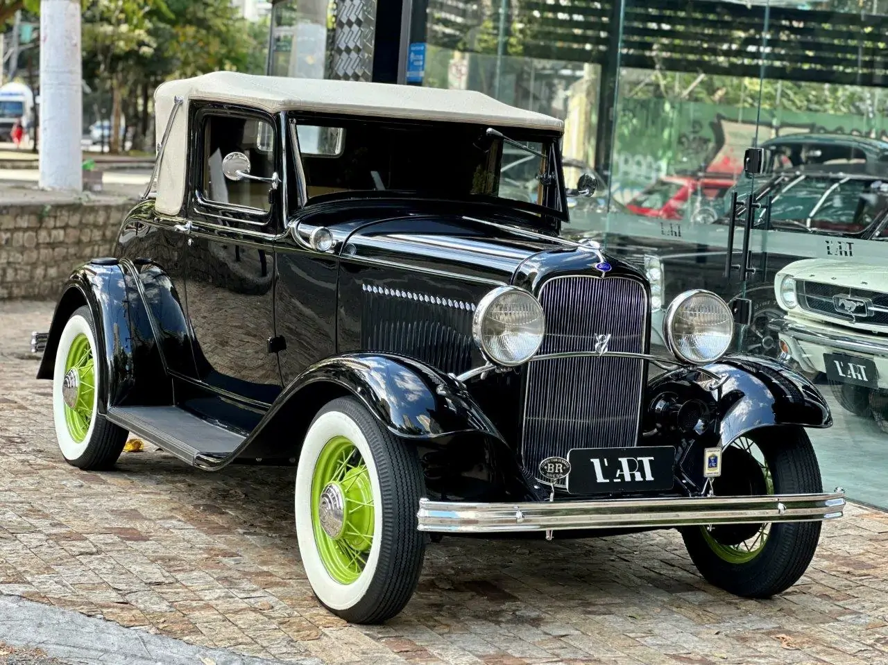 FORD SPORT COUPÉ V8 - 1932