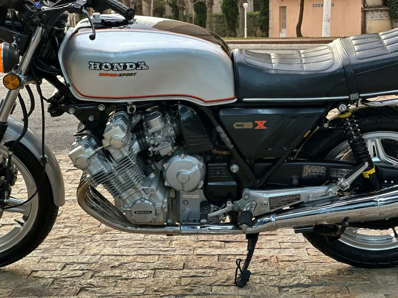 Honda CBX 1050 1979 - Sinfonia Mecânica - Revista Moto Adventure