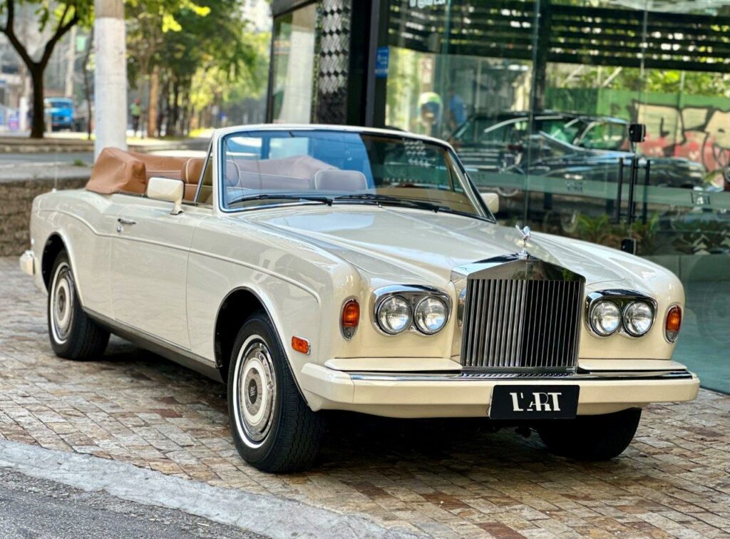 ROLLS ROYCE CORNICHE II - 1988