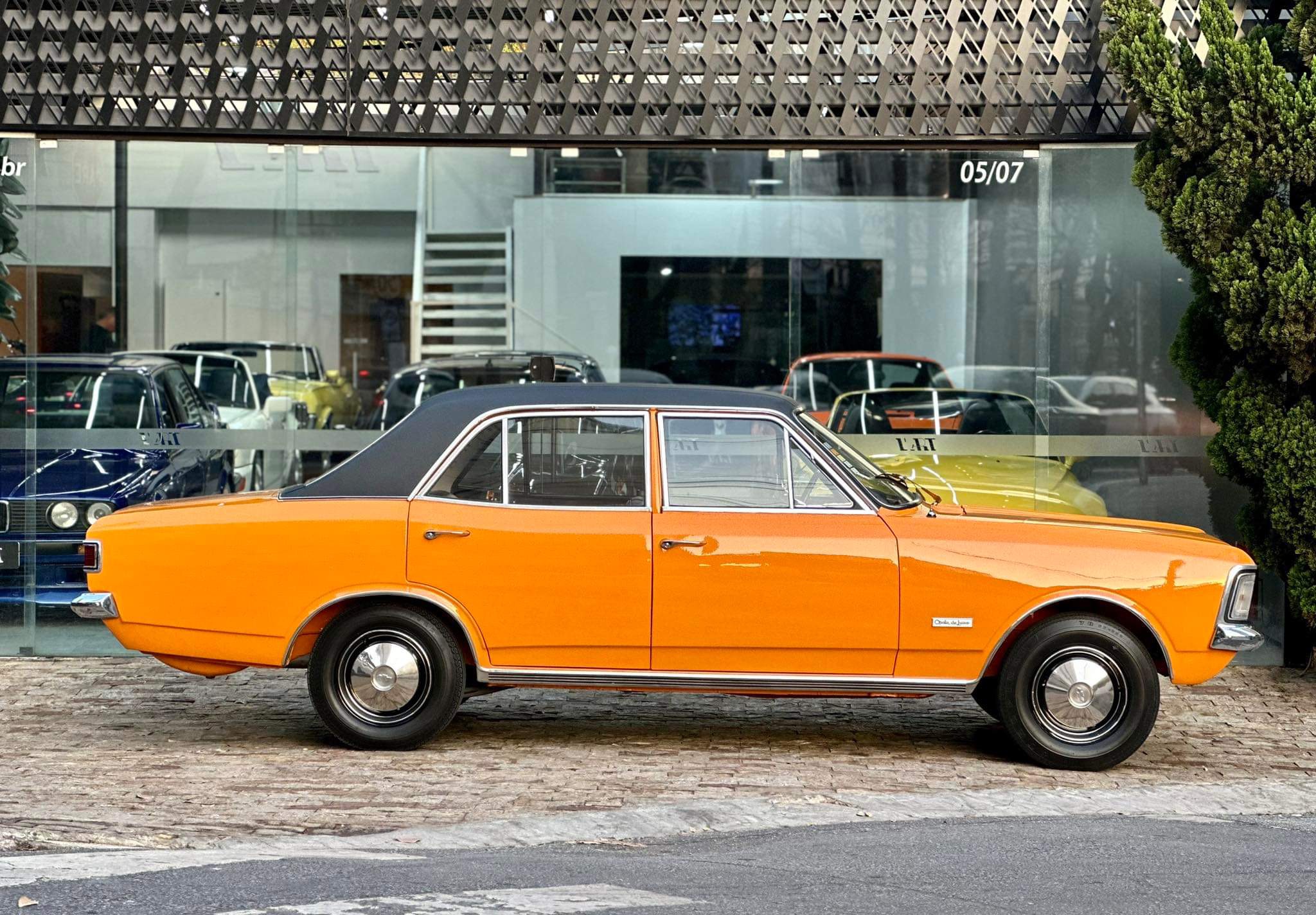 Chevrolet Opala Especial 🇧🇷 1973  Carros esportivos antigos, Carros de  luxo, Carros