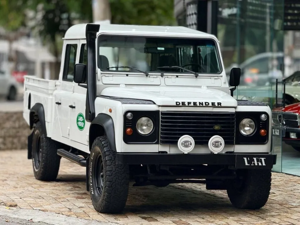 LAND ROVER DEFENDER 130 - 2004